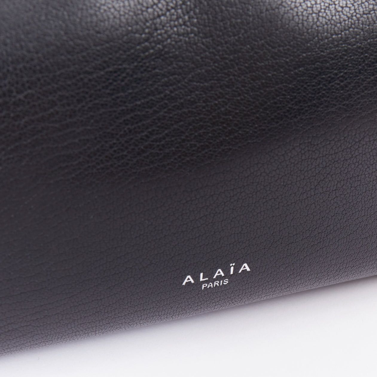 Alaia ALAIA Le Teckel black leather elongated long handle double zip bag Size ONE SIZE - 7 Thumbnail