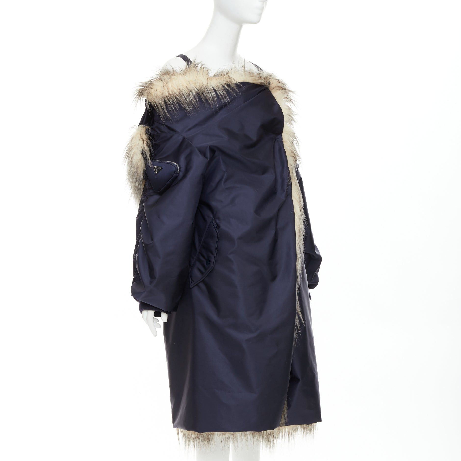 Prada rare PRADA 2021 Runway brown faux fur oversized off shoulder bomber coat IT38 XS Rihanna Size XS / US 0-2 / IT 36-38 - 4 Thumbnail