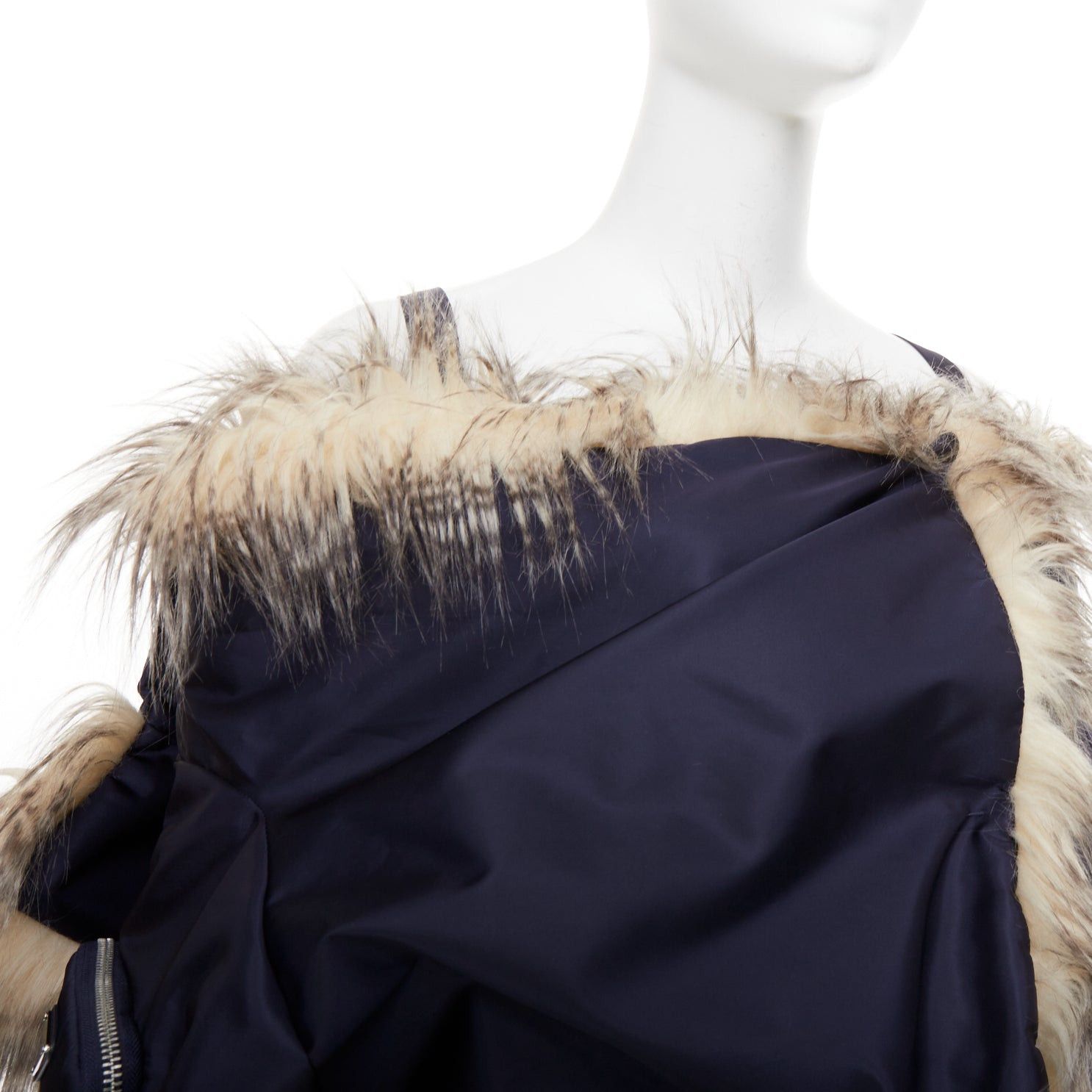 Prada rare PRADA 2021 Runway brown faux fur oversized off shoulder bomber coat IT38 XS Rihanna Size XS / US 0-2 / IT 36-38 - 8 Thumbnail