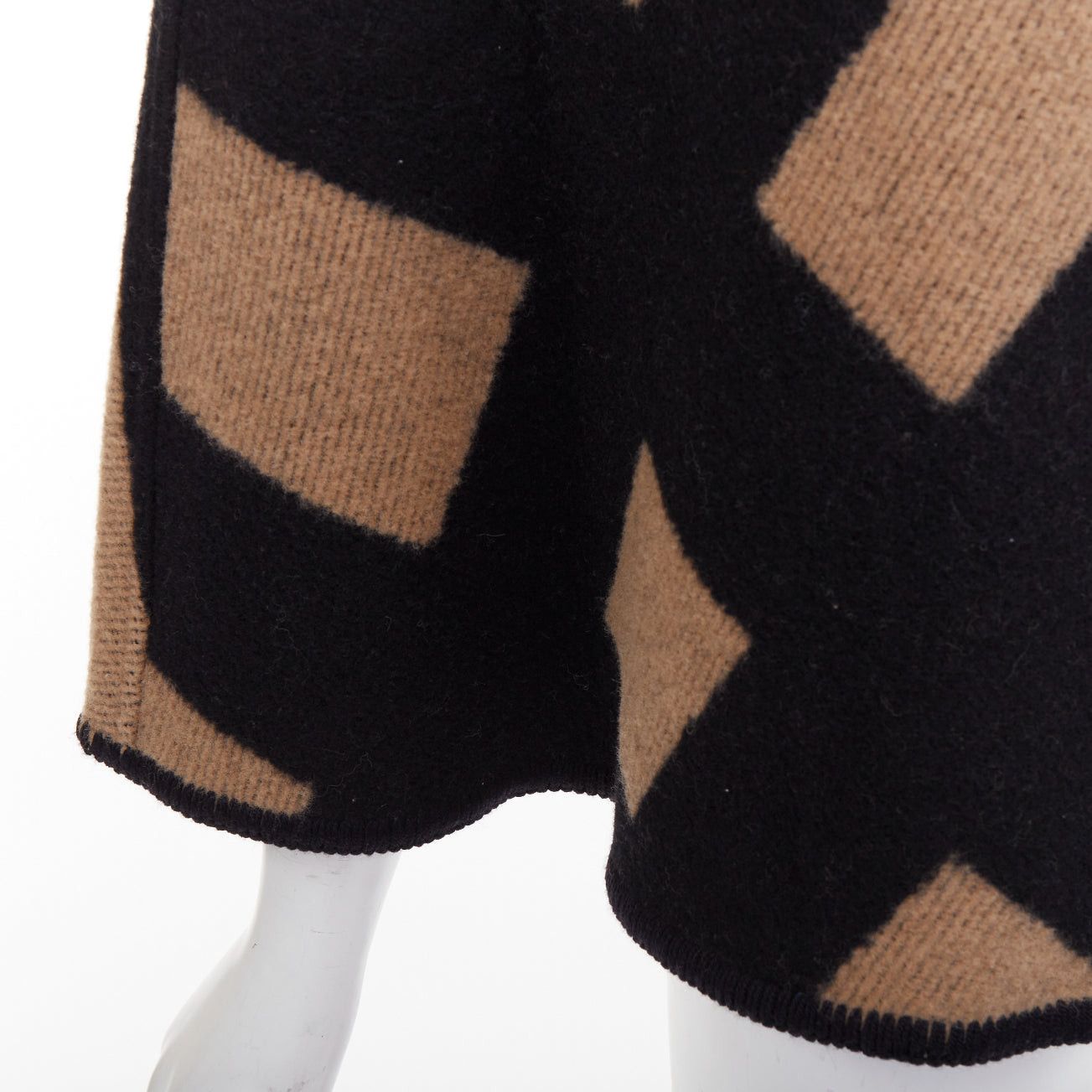 Burberry BURBERRY beige House Check wool cashmere chained cape blanket poncho Size M / US 6-8 / IT 42-44 - 7 Thumbnail