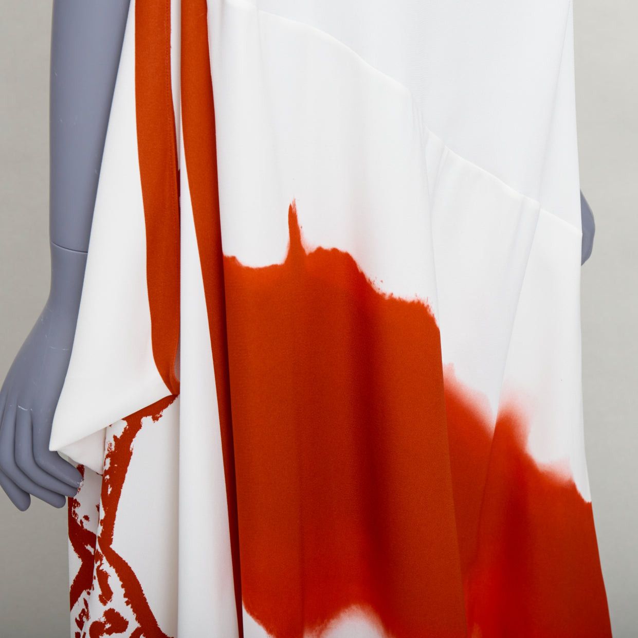 Salvatore Ferragamo FERRAGAMO Maximilian Davis 2023 Runway red animalier print crepe draped dress S Size S / US 4 / IT 40 - 8 Thumbnail