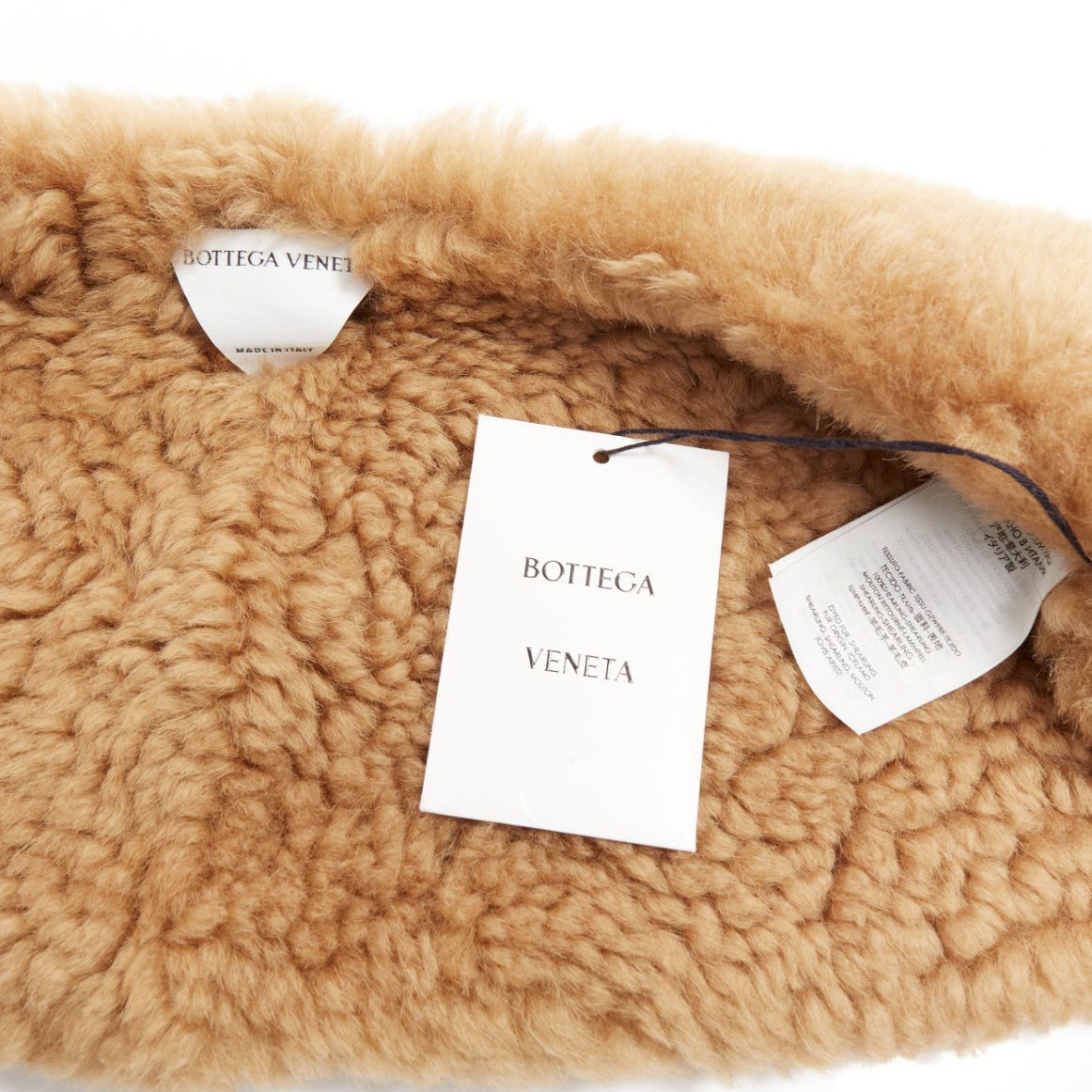 Bottega Veneta rare BOTTEGA VENETA 2021 Runway icelanding shearling leather wrap statement stole scarf Size ONE SIZE - 8 Thumbnail