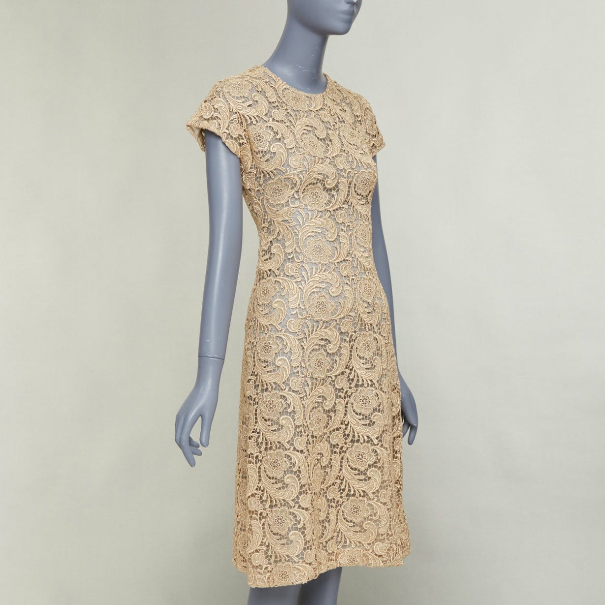 Prada PRADA 2008 Vintage gold metallic 3D guipure lace cap sleeve cocktail dress IT38 XS Size XS / US 0-2 / IT 36-38 - 3 Thumbnail