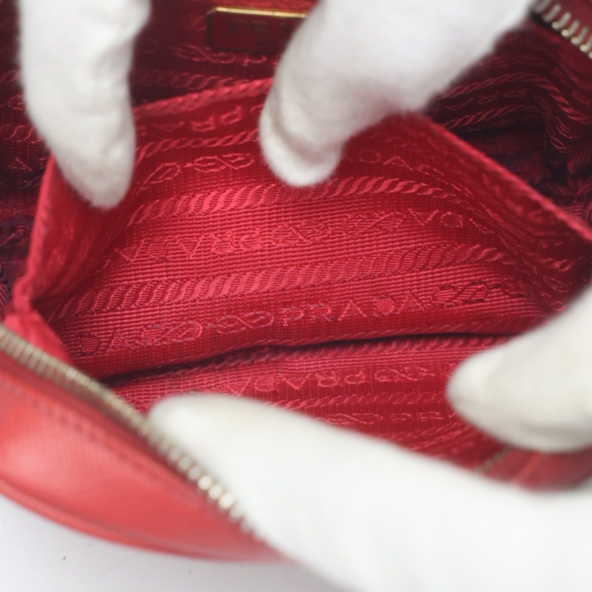 Prada Prada Vitello Phoenix Leather Shoulder Bag, Camera Red, 1N1674 Size ONE SIZE - 14 Thumbnail