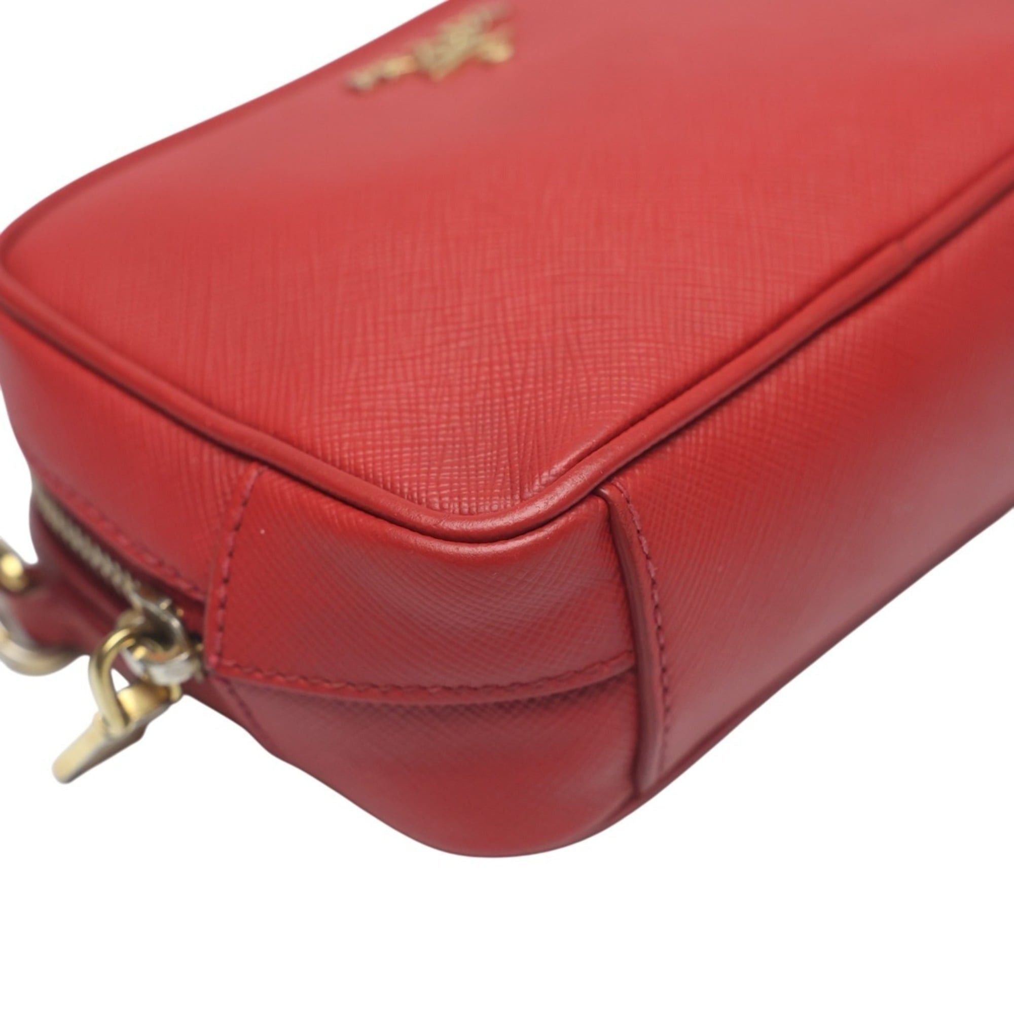 Prada Prada Vitello Phoenix Leather Shoulder Bag, Camera Red, 1N1674 Size ONE SIZE - 6 Thumbnail
