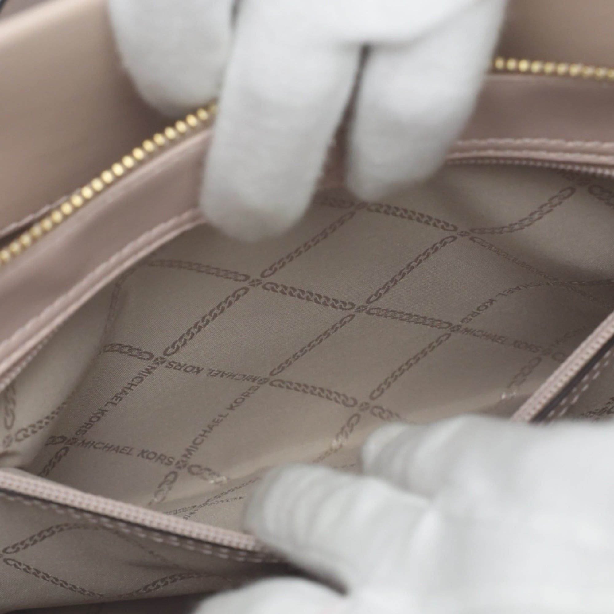 Michael Kors Michael Kors Quilted Leather Shoulder Bag, 30FIGUSS6L, Pink Beige Size ONE SIZE - 18 Thumbnail
