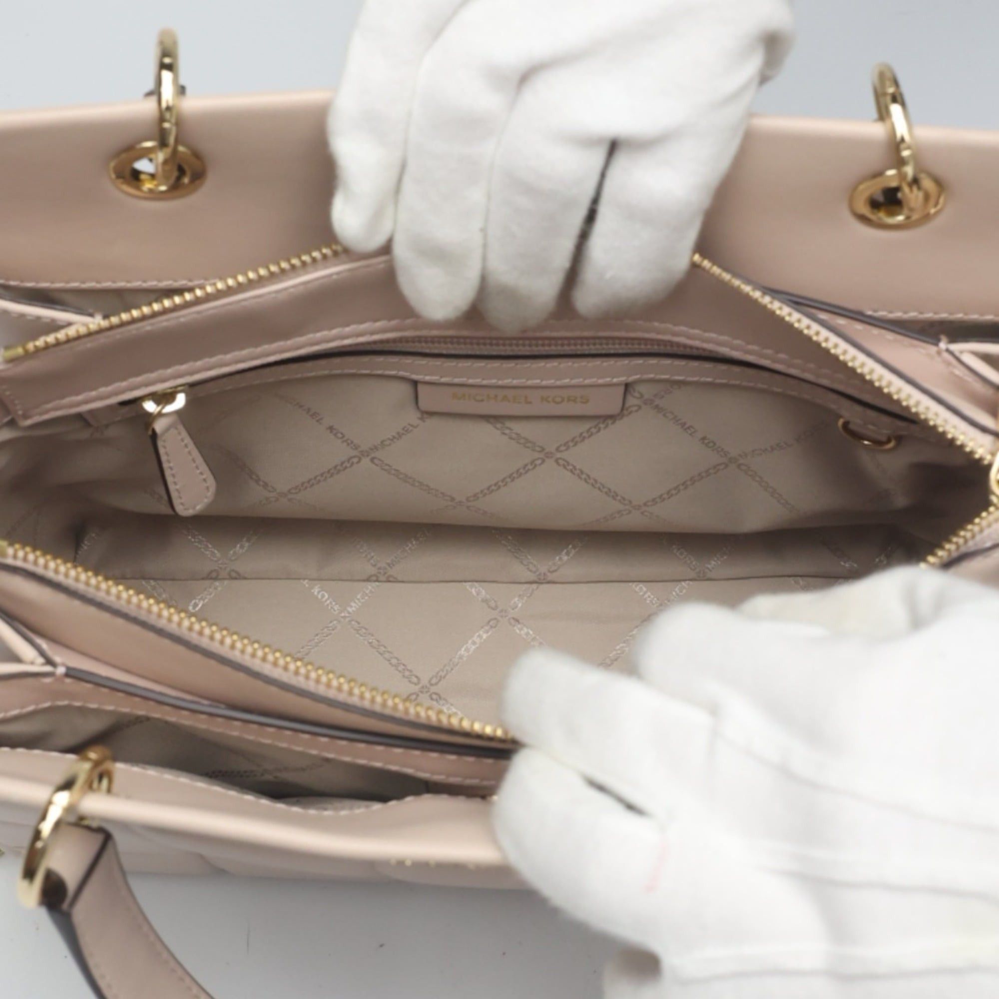 Michael Kors Michael Kors Quilted Leather Shoulder Bag, 30FIGUSS6L, Pink Beige Size ONE SIZE - 15 Thumbnail