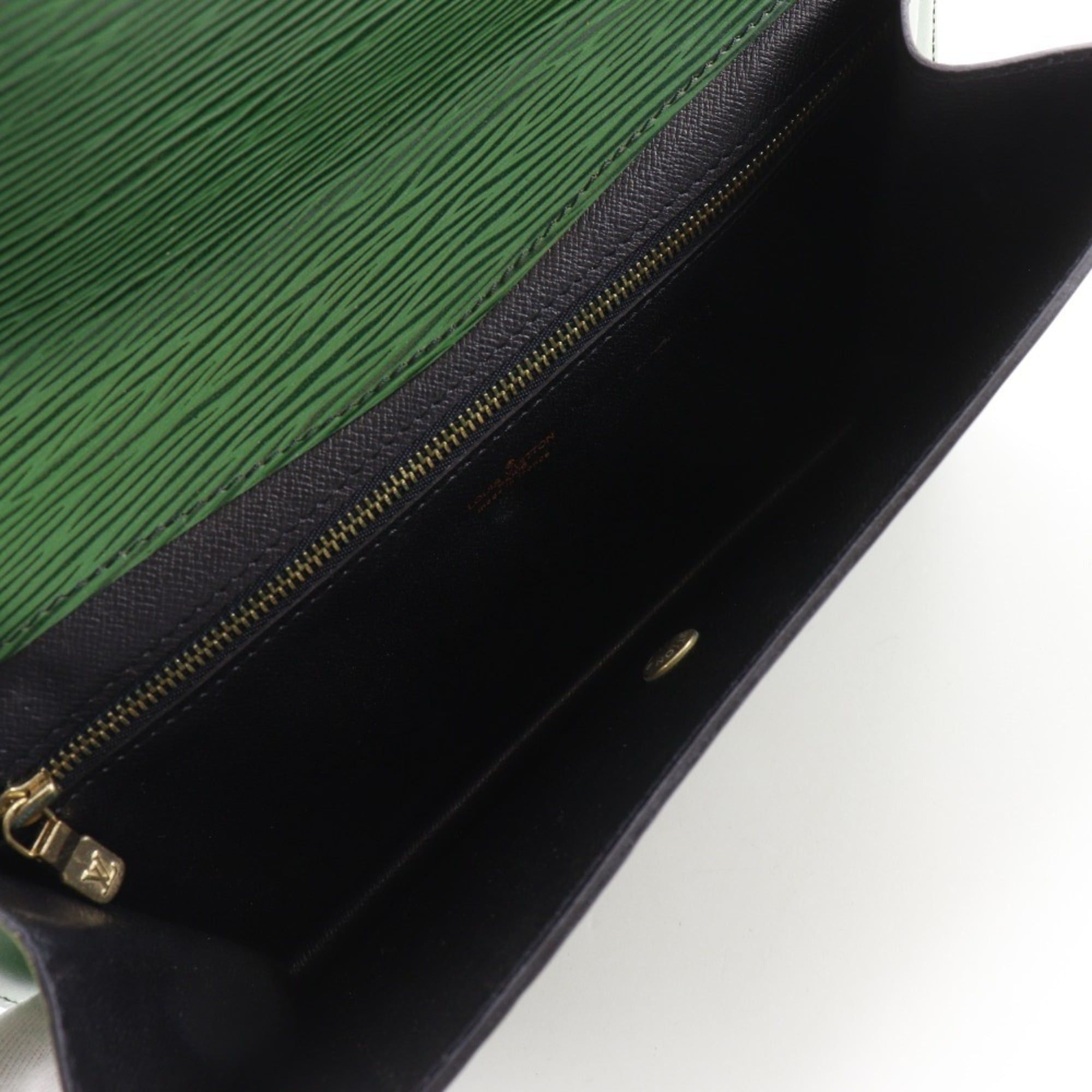 Louis Vuitton Louis Vuitton Montaigne 27 Second Bag Vintage M52654 Epi Leather Borneo Green 1992 8912V.I A5 Snap Button Unisex Size ONE SIZE - 5 Thumbnail