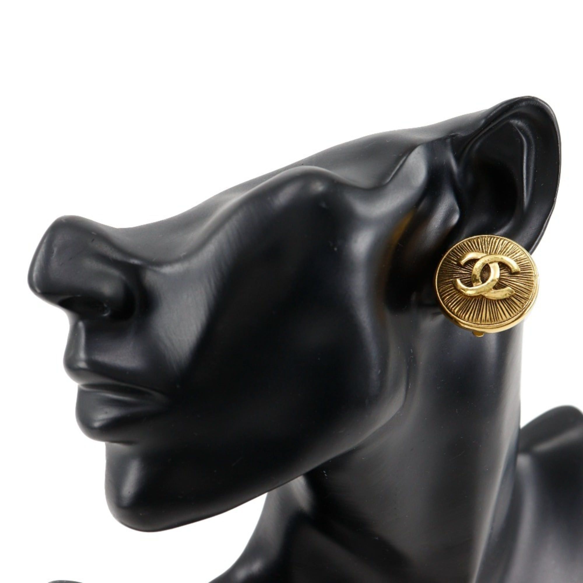Chanel CHANEL COCO Mark Earrings Vintage Round Gold Plated Approx. 21.2g Women's Size ONE SIZE - 2 Thumbnail