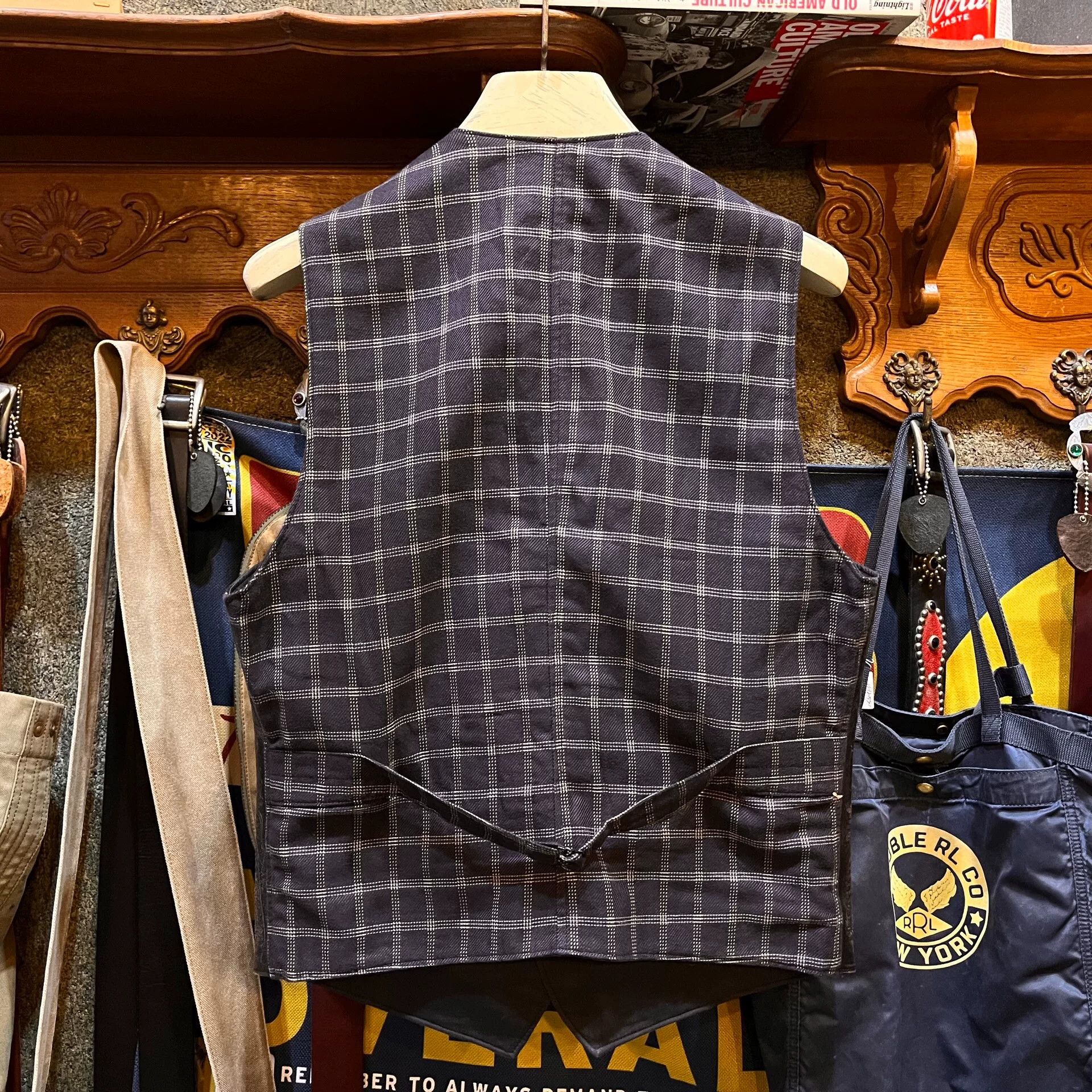 RRL Ralph Lauren rrl engraved leather vest by ralph lauren Size US M / EU 48-50 / 2 - 2 Thumbnail
