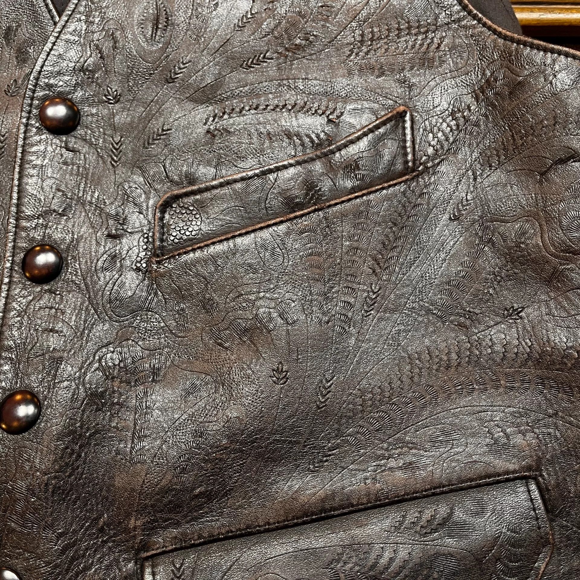 RRL Ralph Lauren rrl engraved leather vest by ralph lauren Size US M / EU 48-50 / 2 - 6 Thumbnail