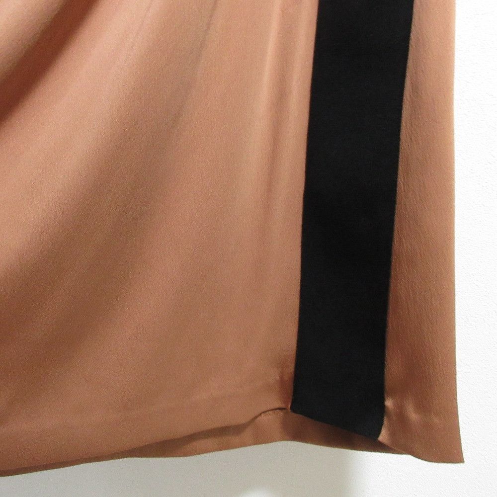 Other Other LE PHIL Light Satin Dress Others Dresses DUTY FREE for USA Size ONE SIZE - 5 Thumbnail