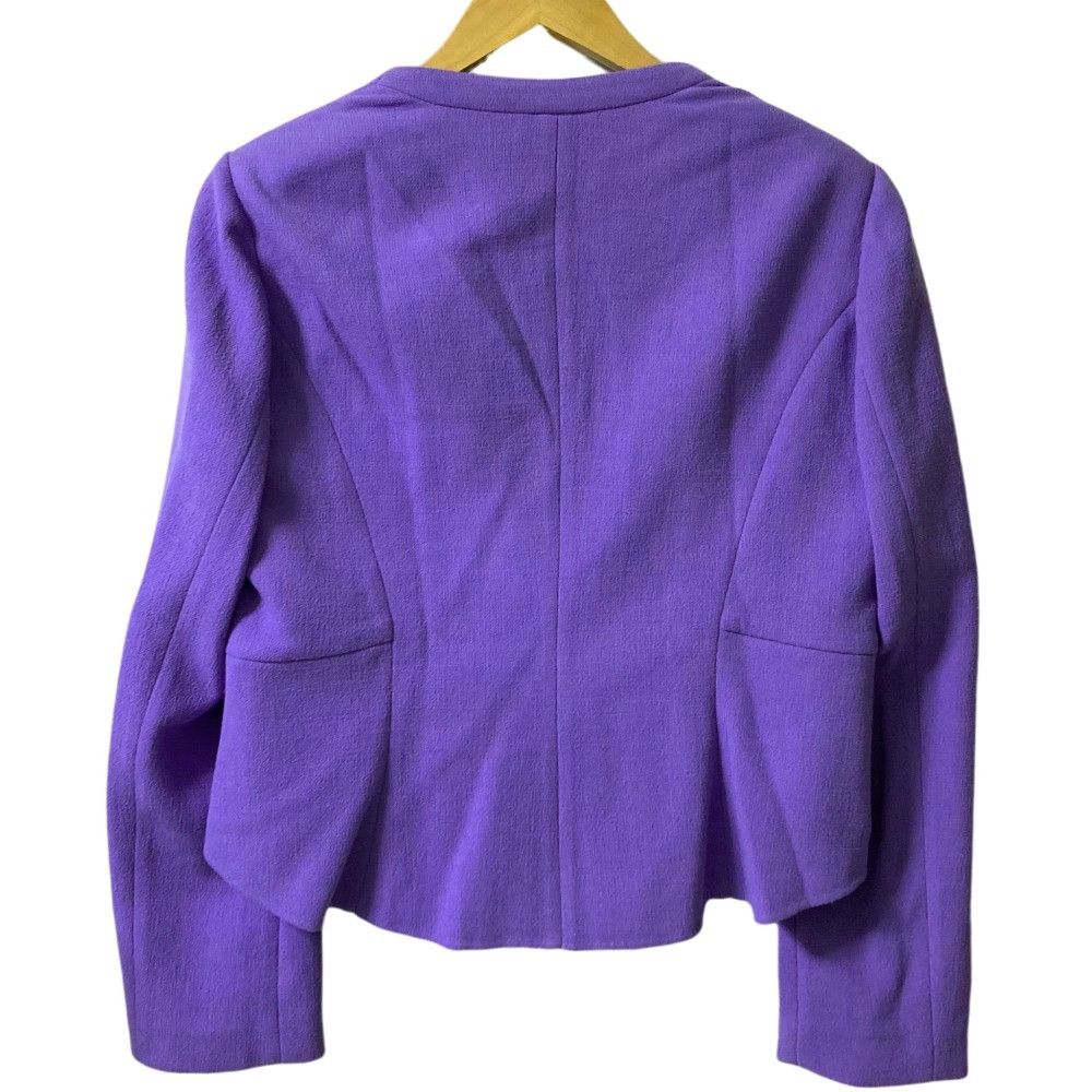 Armani Armani Armani Collezioni Setup Jacket Skirt Others Suits DUTY FREE for USA Size ONE SIZE - 3 Thumbnail