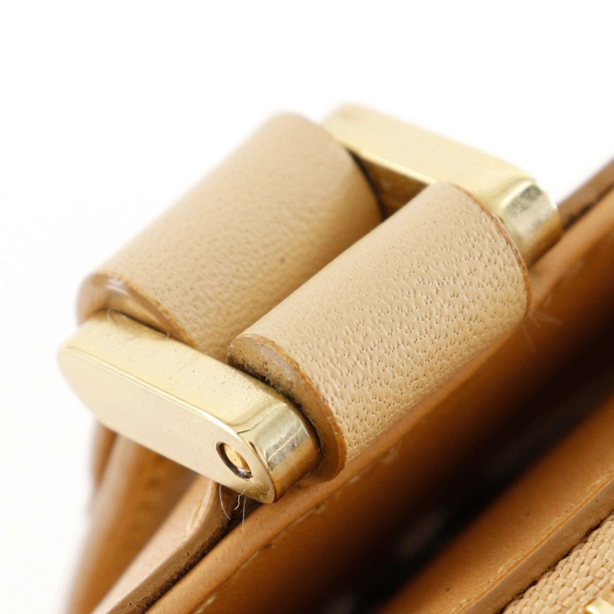Burberry Burberry handbag calfskin beige A5 zipper ladies Size ONE SIZE - 16 Thumbnail