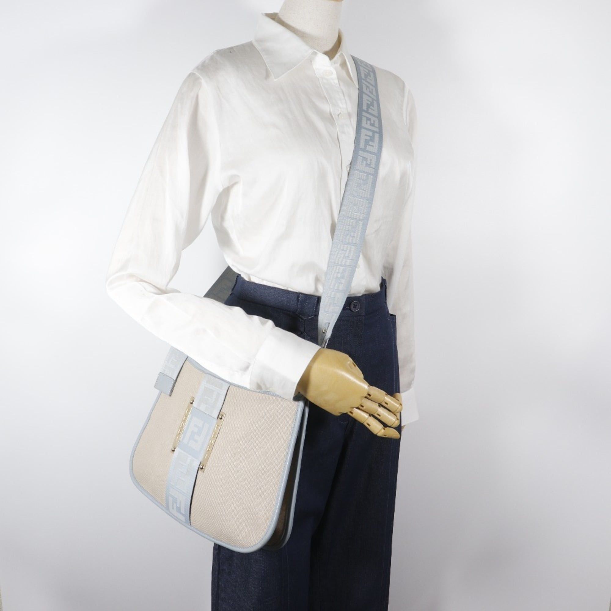 Fendi Fendi FF Shoulder Bag 8BT084 Canvas Beige/Light Blue A5 Magnetic Type Women's Size ONE SIZE - 17 Thumbnail