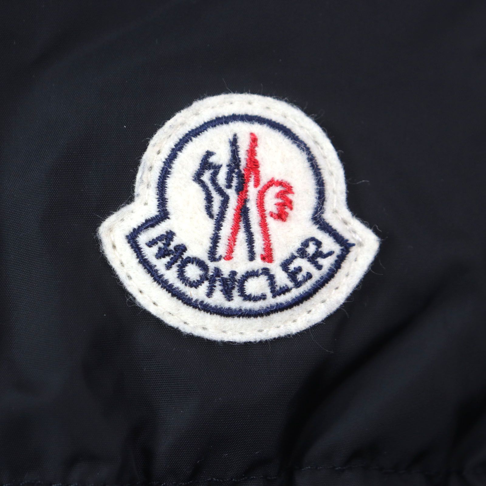 Moncler Moncler Moncler Montclar Nylon Down Jacket Plastic / Synthetic Outerwear DUTY FREE for USA Size ONE SIZE - 5 Thumbnail