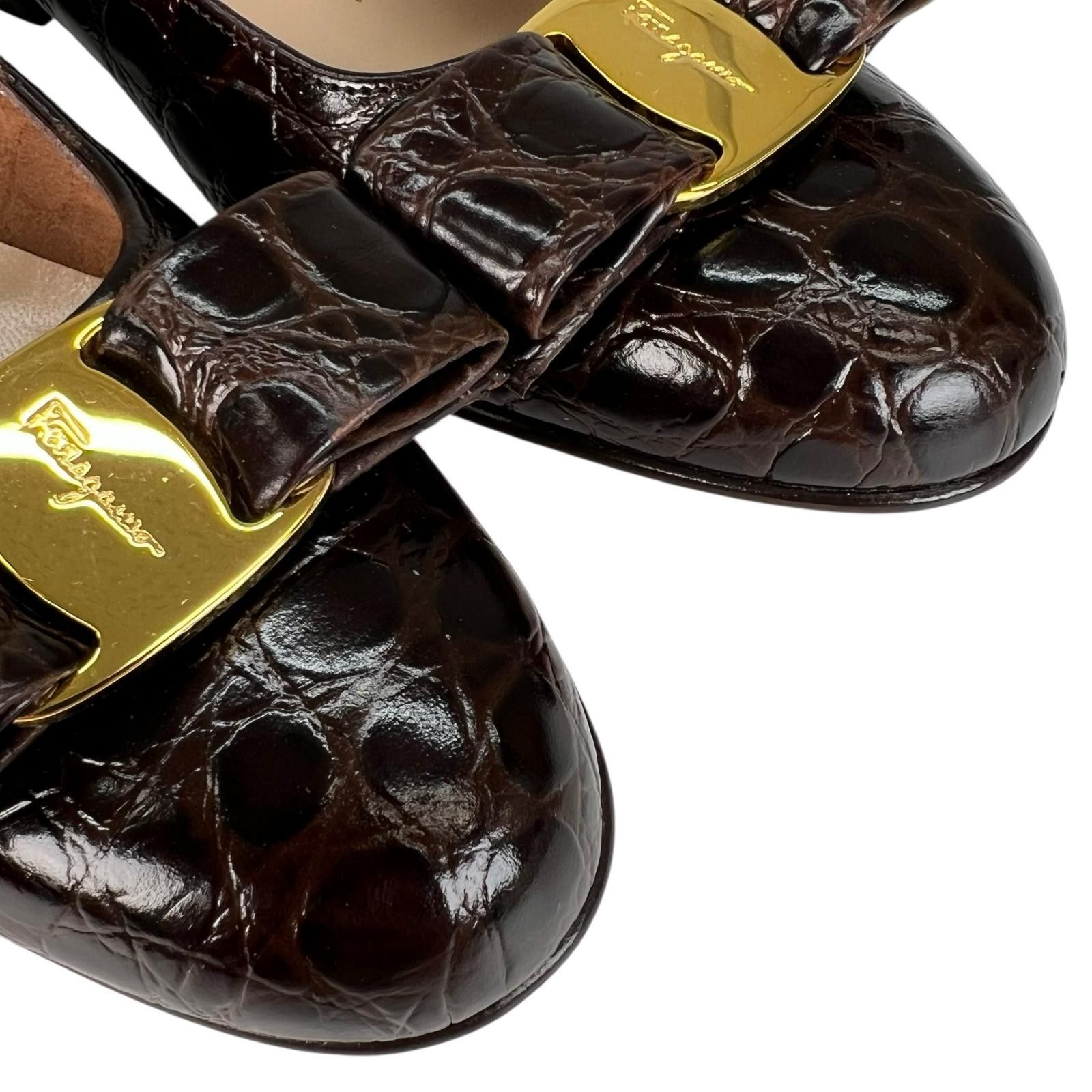 Salvatore Ferragamo Salvatore Ferragamo Salvatore Ferragamo VARA Crocodile Pumps Leather Shoes DUTY FREE for USA Size ONE SIZE - 6 Thumbnail