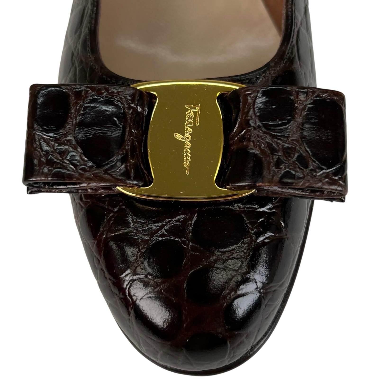 Salvatore Ferragamo Salvatore Ferragamo Salvatore Ferragamo VARA Crocodile Pumps Leather Shoes DUTY FREE for USA Size ONE SIZE - 8 Thumbnail