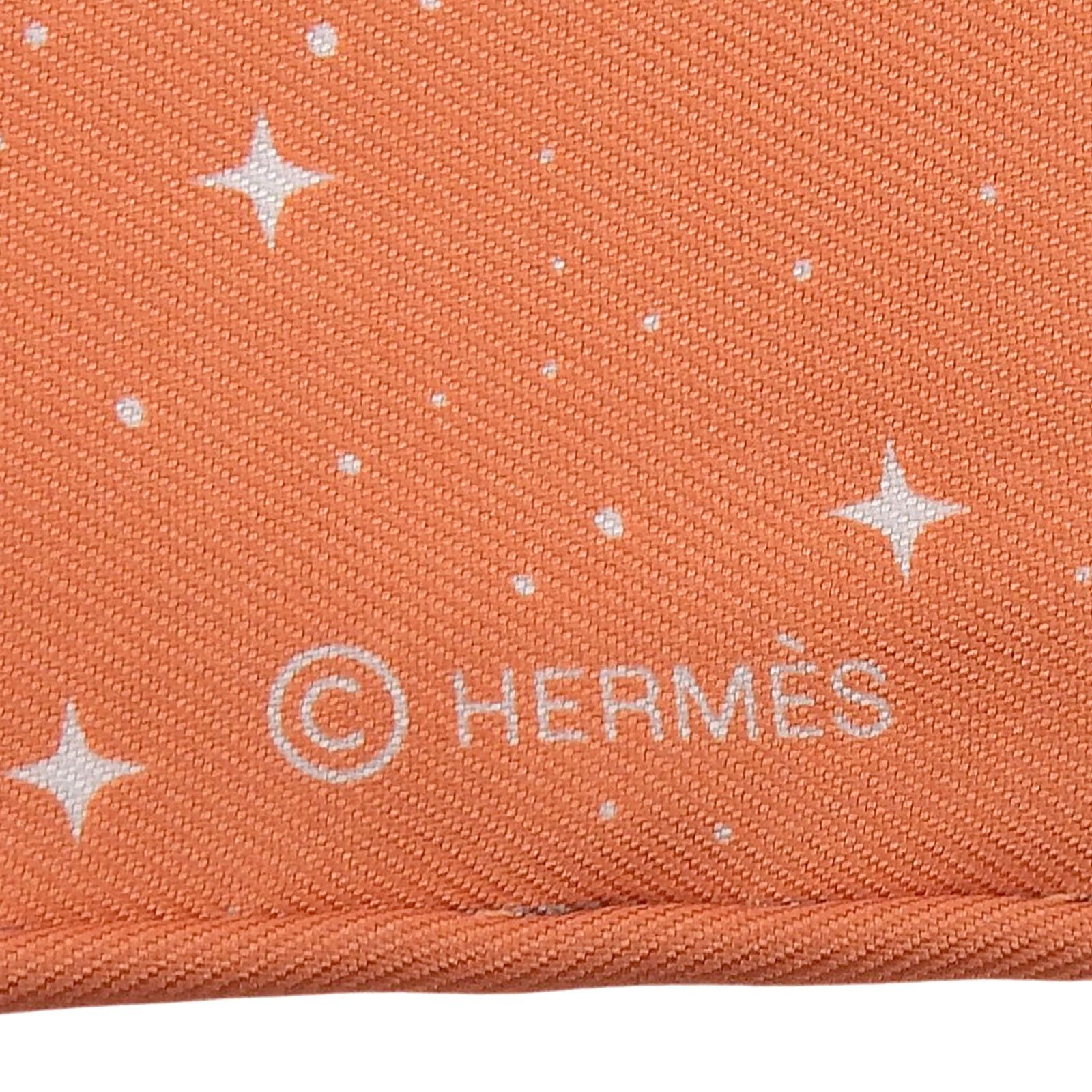Hermes Hermes Hermès Clair de Lune Silk Scarf Textile Scarf DUTY FREE for USA Size ONE SIZE - 7 Thumbnail