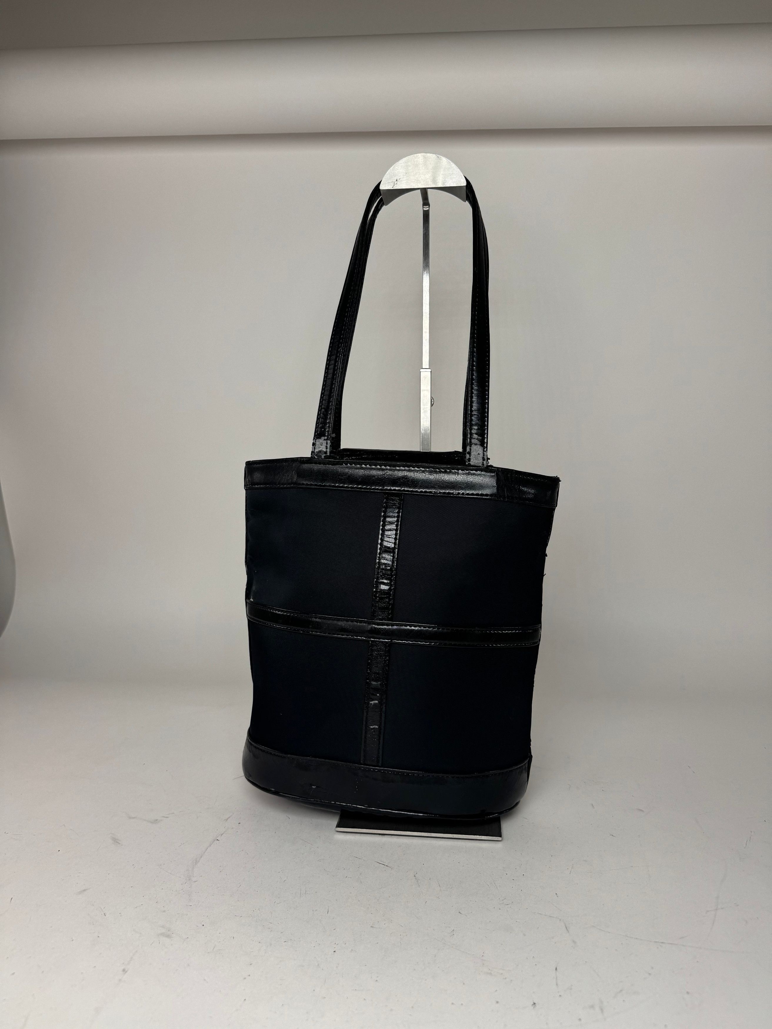 Other Vintage Yves Saint Laurent Bucket Canvas Patent Leather Bag Size ONE SIZE - 8 Thumbnail