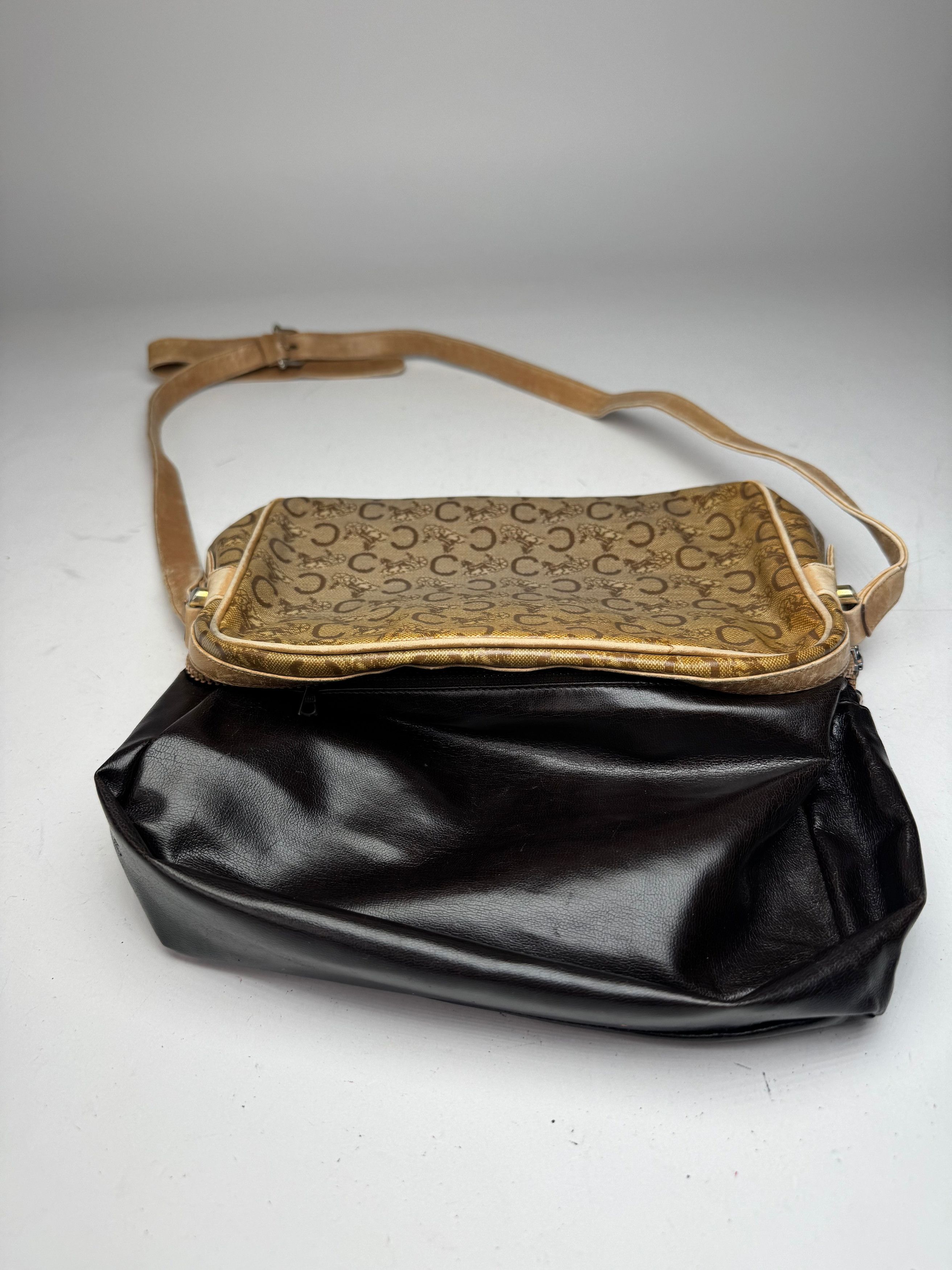 Other Vintage Celine Paris Patent Leather Monogram Crossbody Bag Size ONE SIZE - 3 Thumbnail