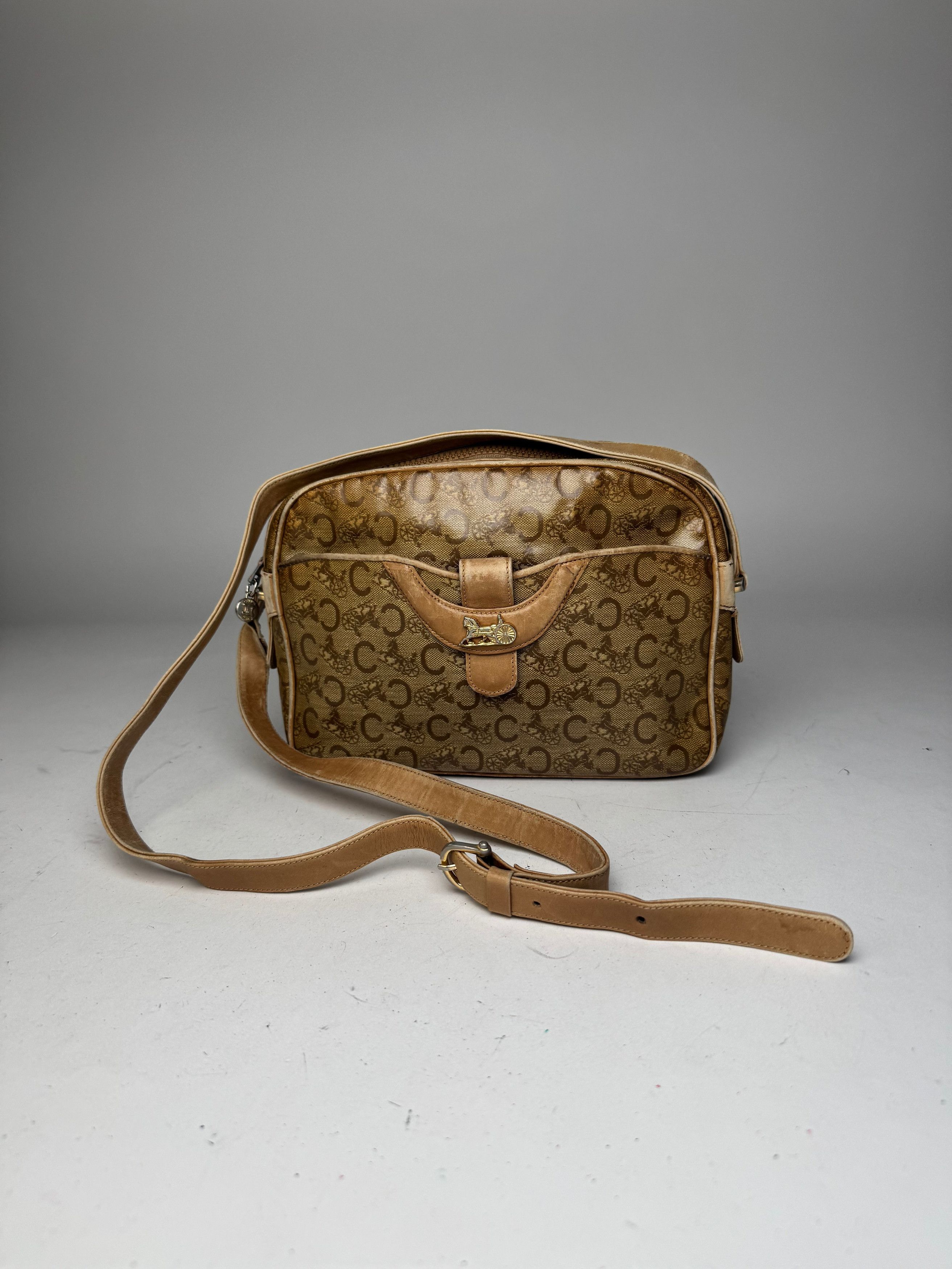 Other Vintage Celine Paris Patent Leather Monogram Crossbody Bag Size ONE SIZE - 14 Thumbnail