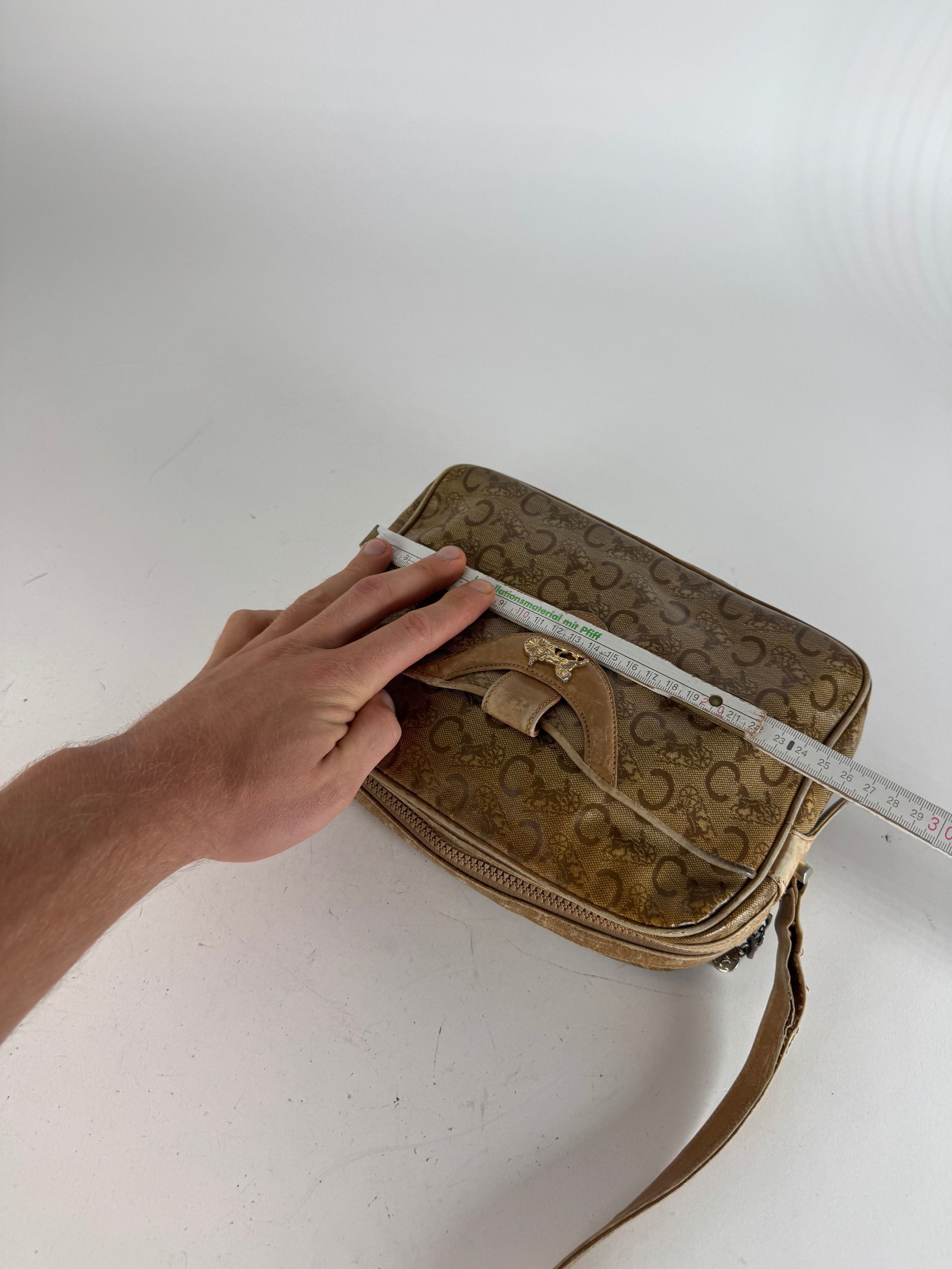 Other Vintage Celine Paris Patent Leather Monogram Crossbody Bag Size ONE SIZE - 9 Thumbnail