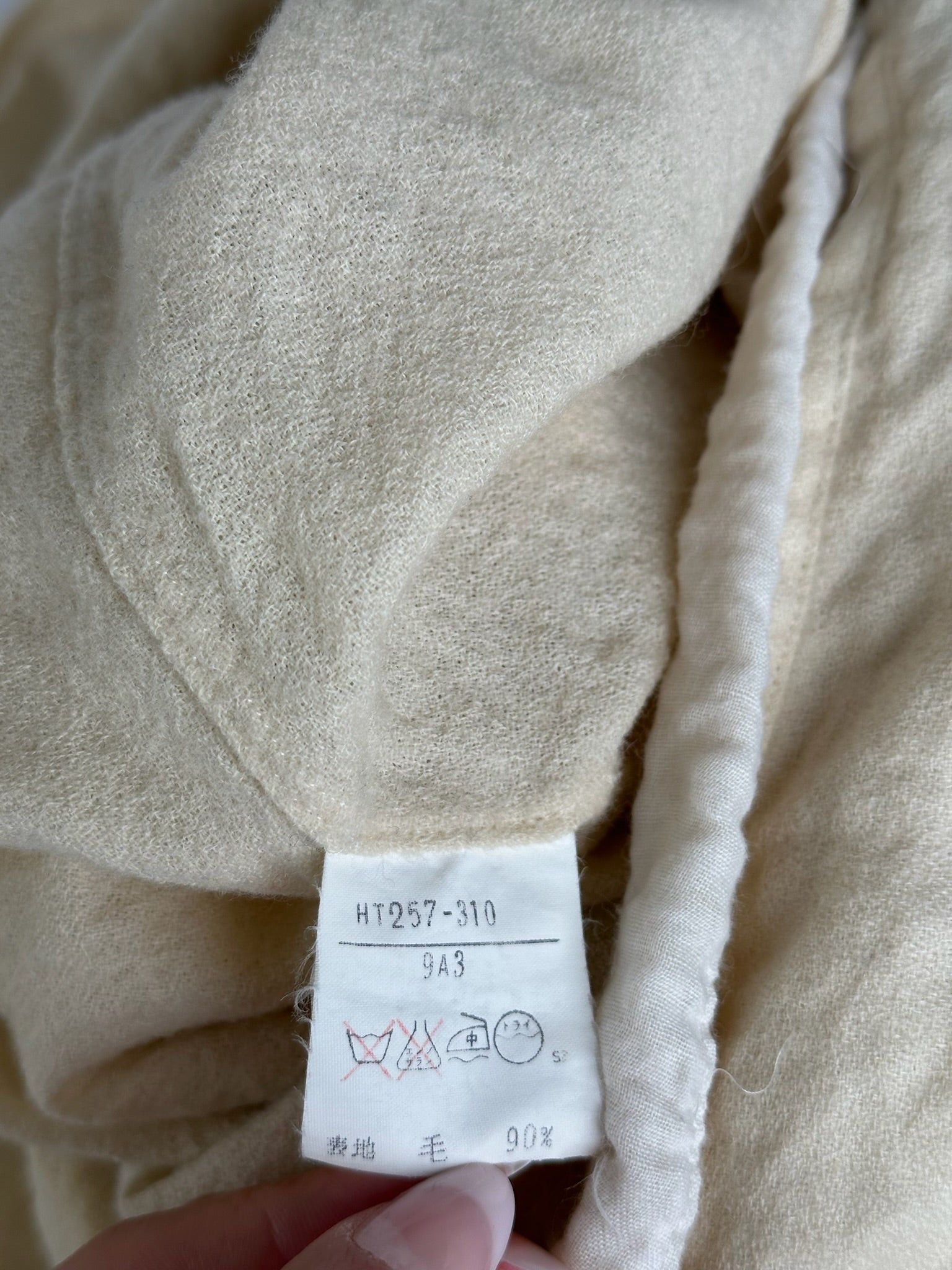 Other Vintage Yves Saint Laurent Wool Sweater Beige Size M / US 6-8 / IT 42-44 - 6 Thumbnail