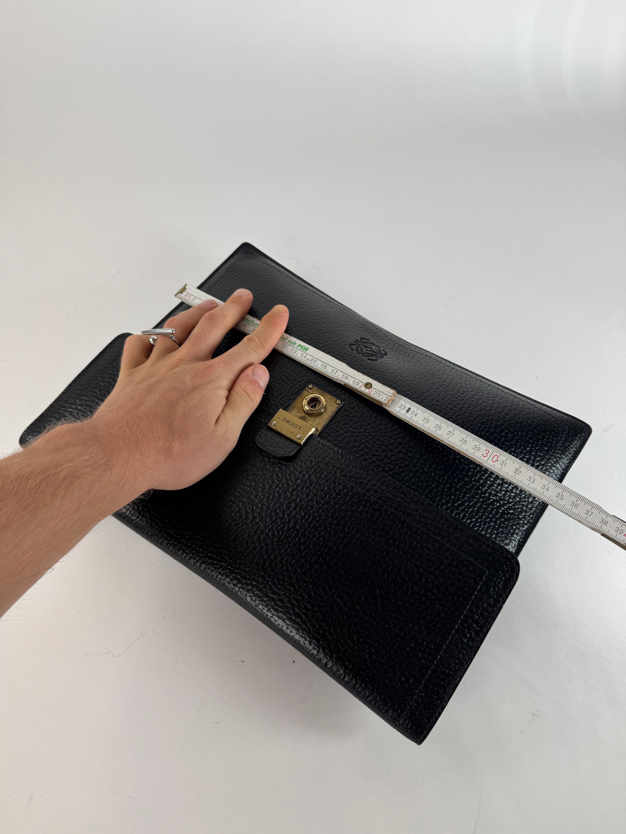 Other Vintage Loewe Madrid Anagram Leather Clutch Black Size ONE SIZE - 11 Thumbnail