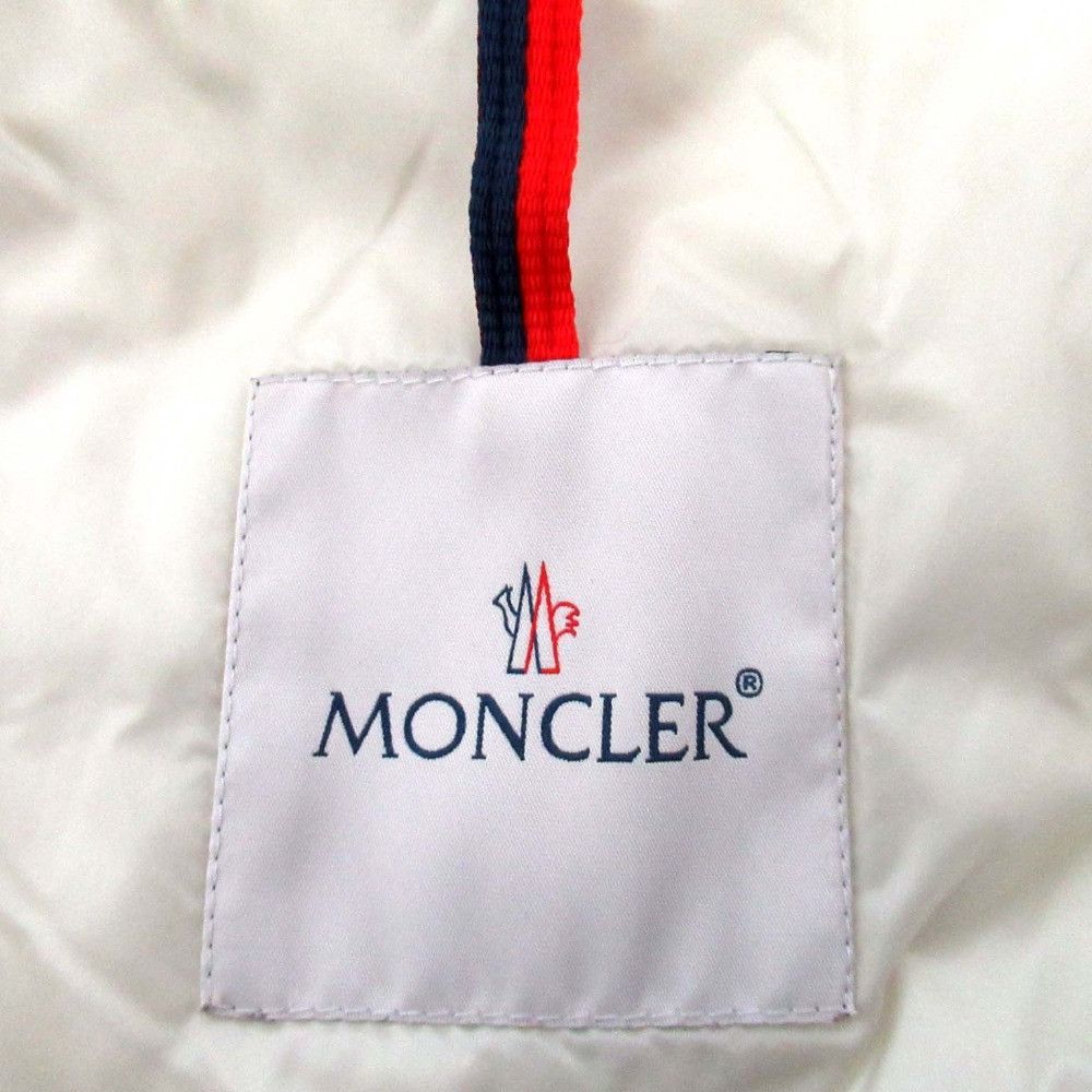 Moncler Moncler Moncler FLOY Boa Down Vest Fur Outerwear K10931A00024 DUTY FREE for USA Size ONE SIZE - 9 Thumbnail