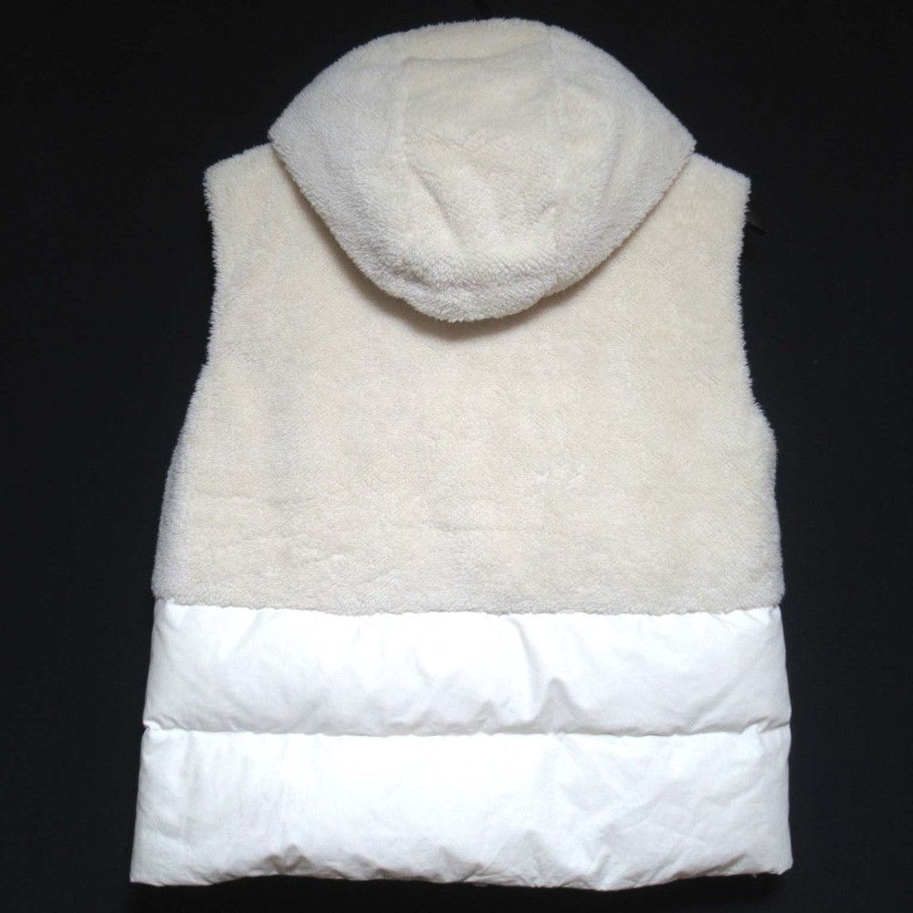 Moncler Moncler Moncler FLOY Boa Down Vest Fur Outerwear K10931A00024 DUTY FREE for USA Size ONE SIZE - 2 Thumbnail