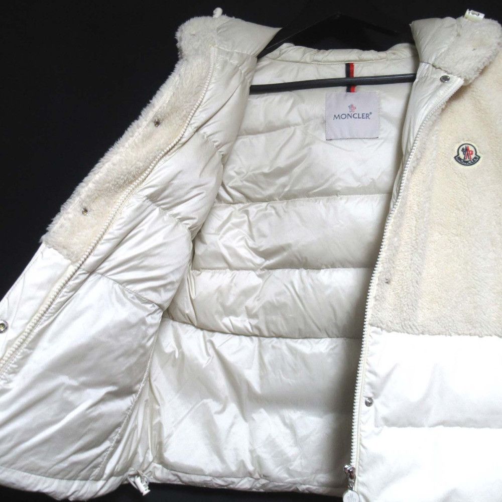 Moncler Moncler Moncler FLOY Boa Down Vest Fur Outerwear K10931A00024 DUTY FREE for USA Size ONE SIZE - 3 Thumbnail