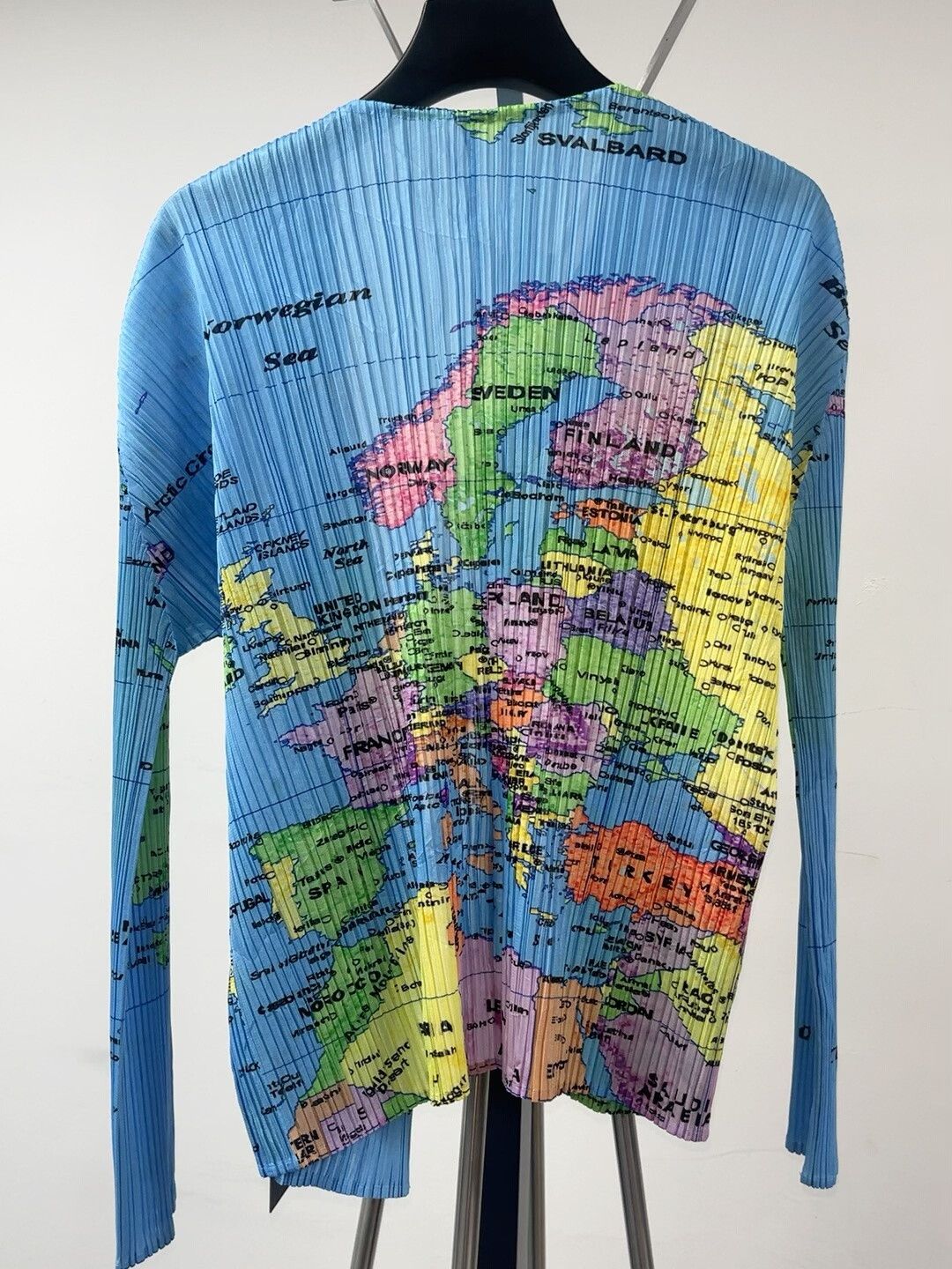 Issey Miyake issey miyake world map pleated cardigan Size M / US 6-8 / IT 42-44 - 2 Thumbnail