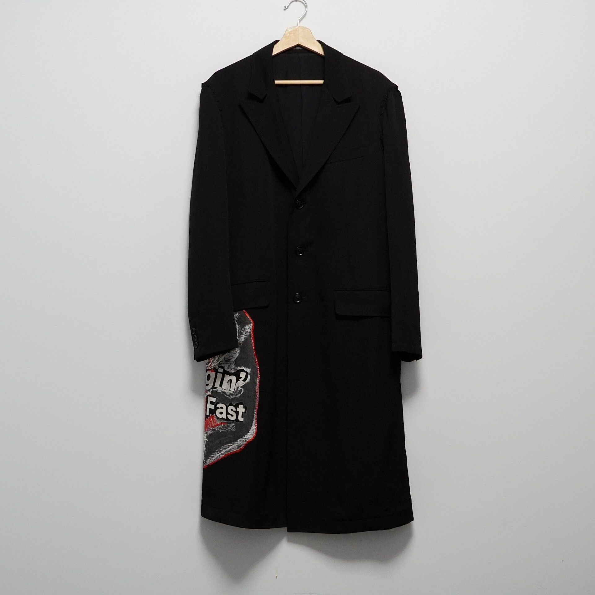 Yohji Yamamoto yohji yamamoto embroidered graffiti coat Size US M / EU 48-50 / 2 - 2 Thumbnail