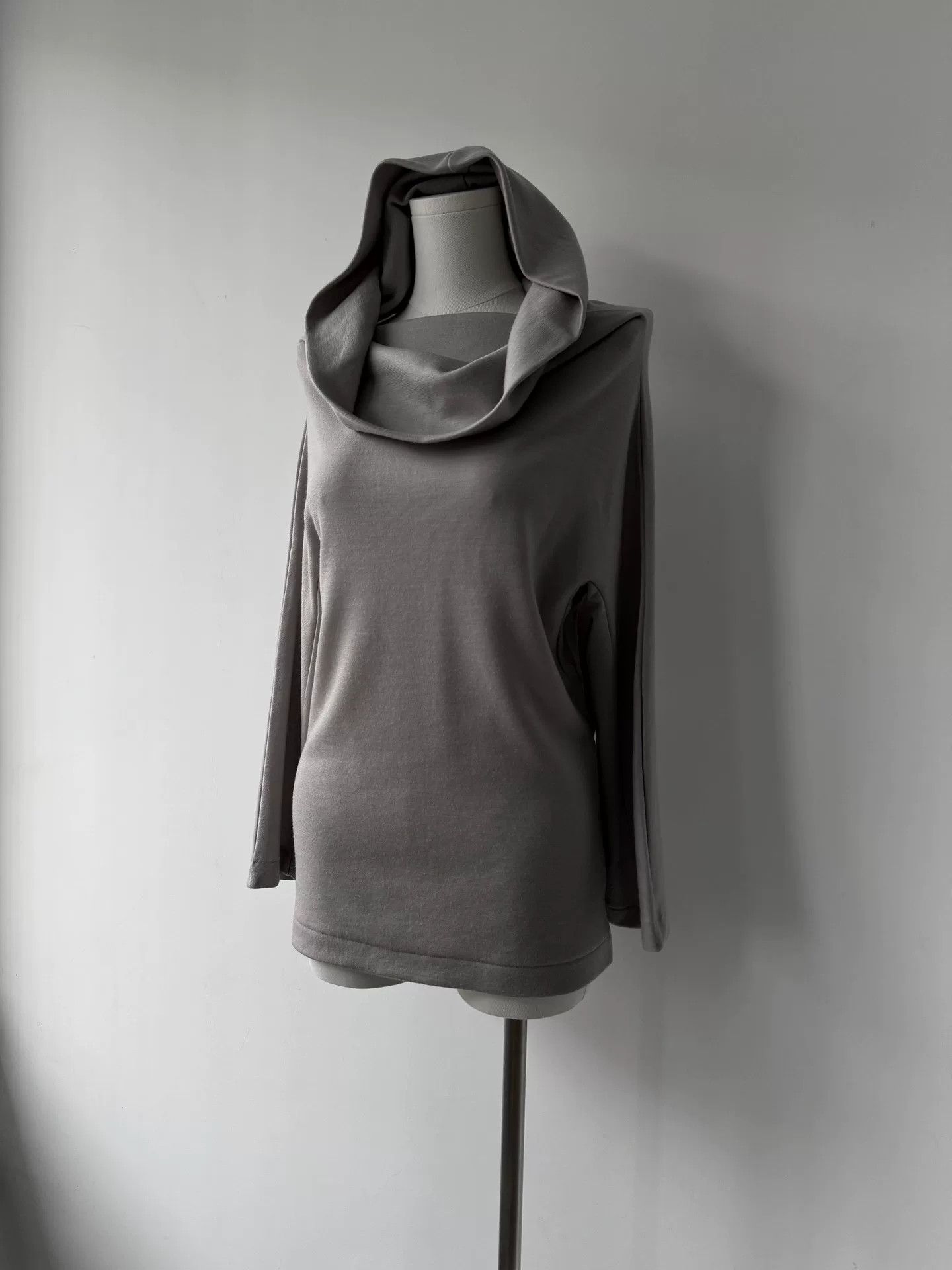 Yohji Yamamoto gray hooded wool top by Yohji Yamamoto Size S / US 4 / IT 40 - 7 Thumbnail