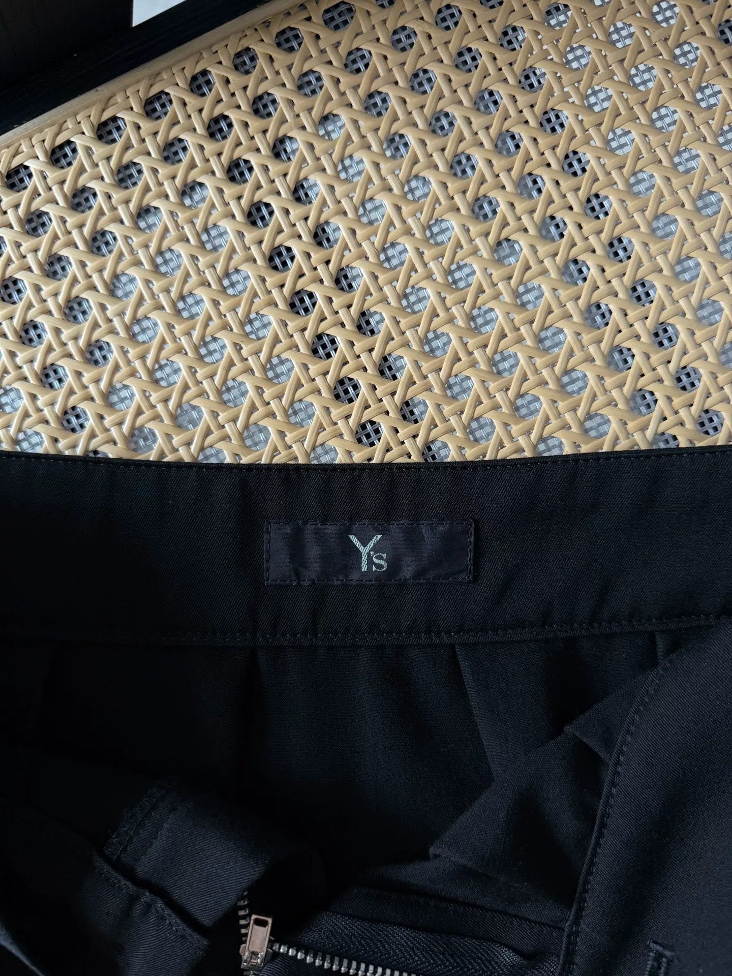 Y's Yohji Yamamoto Belted Black Skirt Size 32" / US 10 / IT 46 - 5 Thumbnail