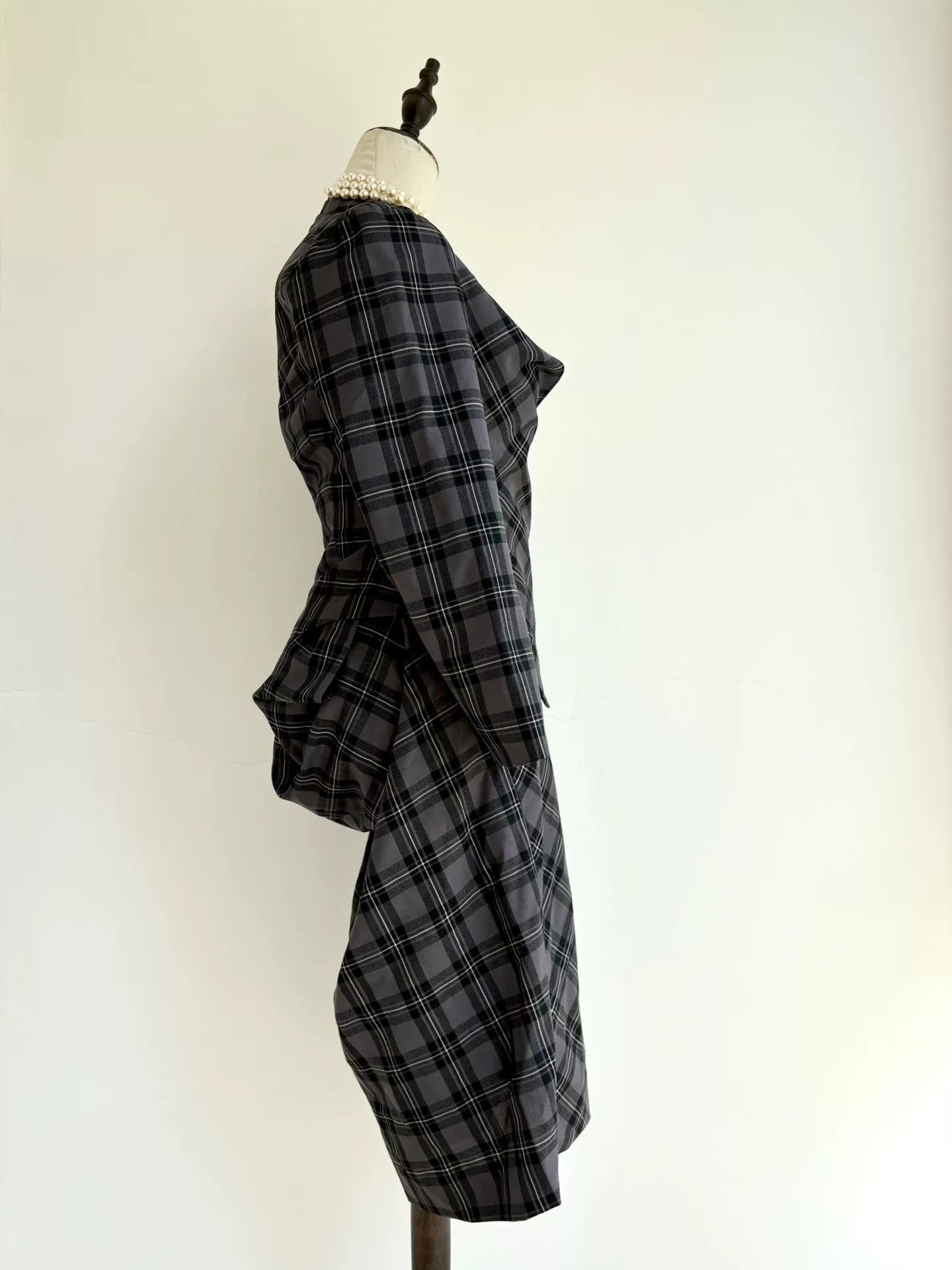 Vivienne Westwood vivienne westwood gray plaid skirt suit Size L / US 10 / IT 46 - 5 Thumbnail