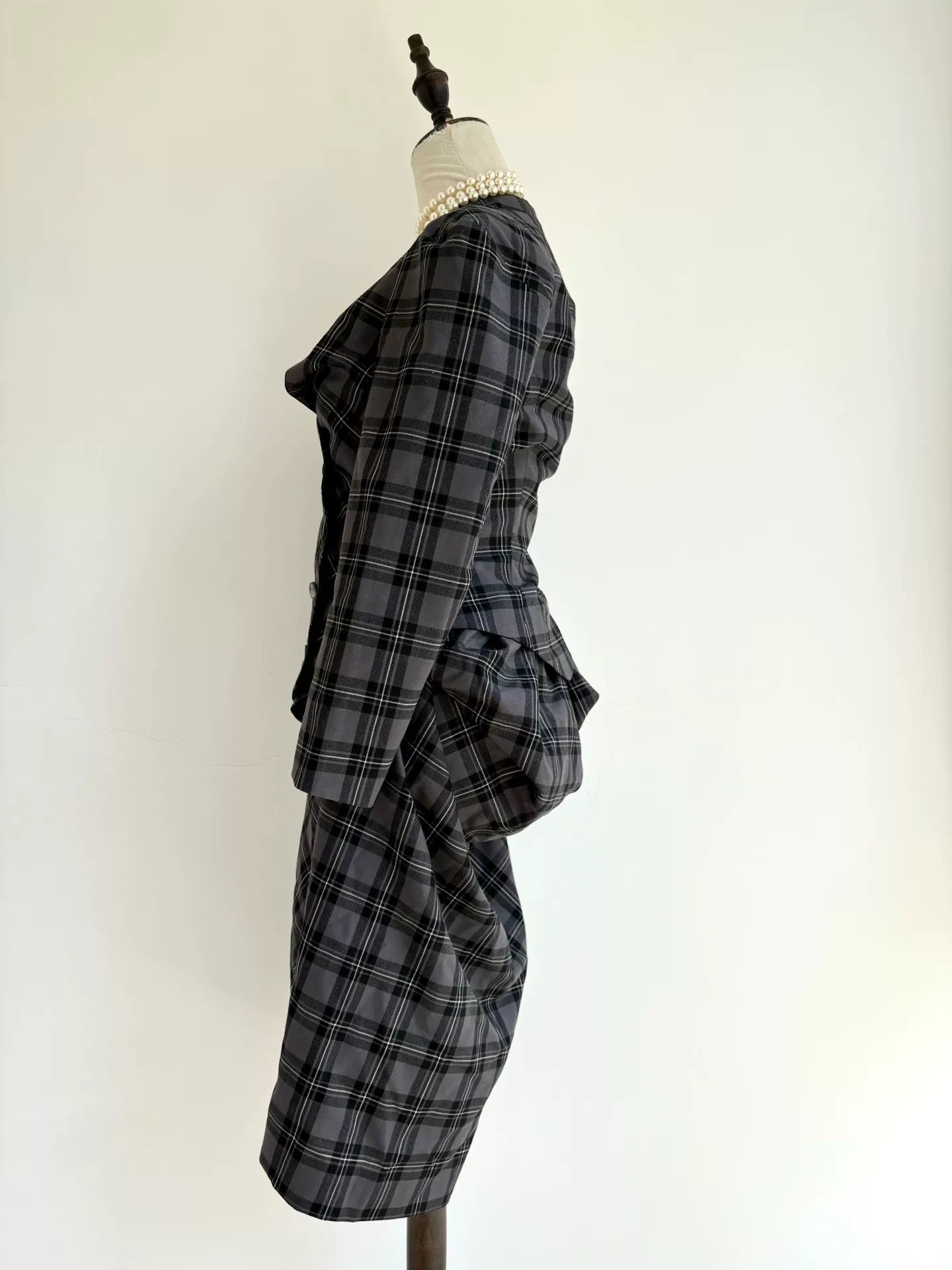 Vivienne Westwood vivienne westwood gray plaid skirt suit Size L / US 10 / IT 46 - 3 Thumbnail