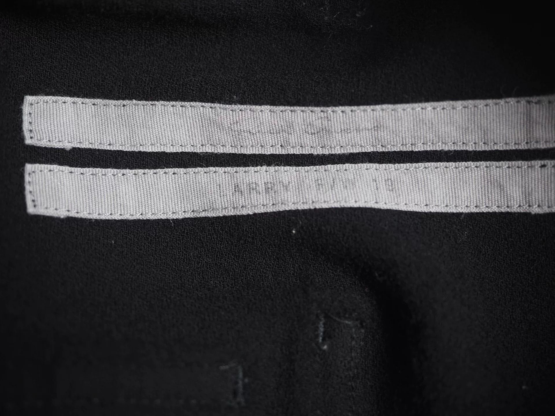 Larry Smith black wool cotton blend cropped pants Size US 31 - 5 Thumbnail