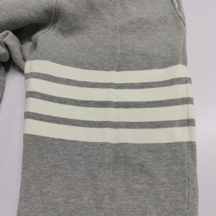 Thom Browne Thom Browne Gray Striped Knit Sweatpants Size US 30 / EU 46 - 11 Thumbnail