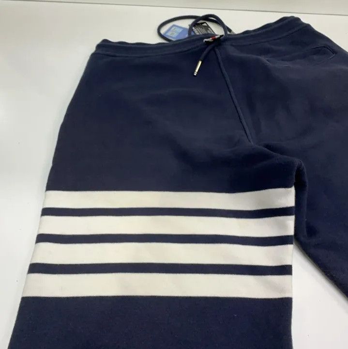 Thom Browne Thom Browne Classic Striped Navy Blue Shorts Size US 26 / EU 42 - 17 Thumbnail