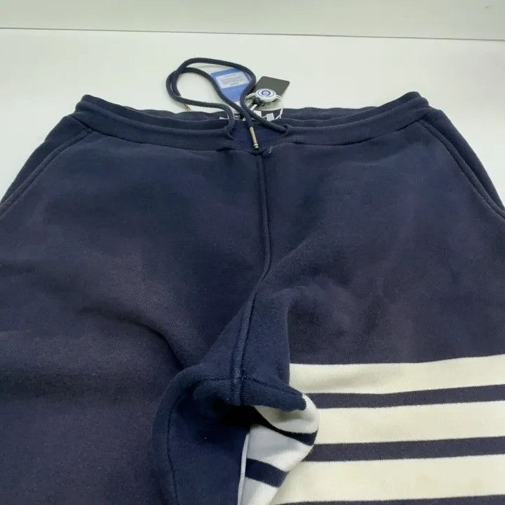 Thom Browne Thom Browne Classic Striped Navy Blue Shorts Size US 26 / EU 42 - 12 Thumbnail