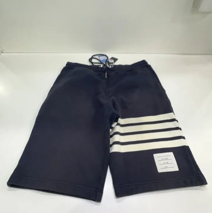 Thom Browne Thom Browne Classic Striped Navy Blue Shorts Size US 26 / EU 42 - 14 Thumbnail