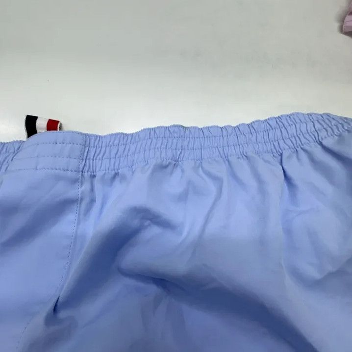 Thom Browne Thom Browne Comfortable Mid-Rise Short Pants for Men Size US 34 / EU 50 - 10 Thumbnail