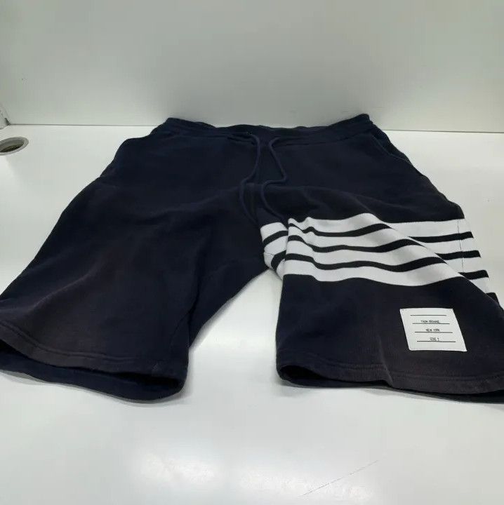 Thom Browne Thom Browne Classic Striped Sports Shorts Size US 30 / EU 46 - 9 Thumbnail
