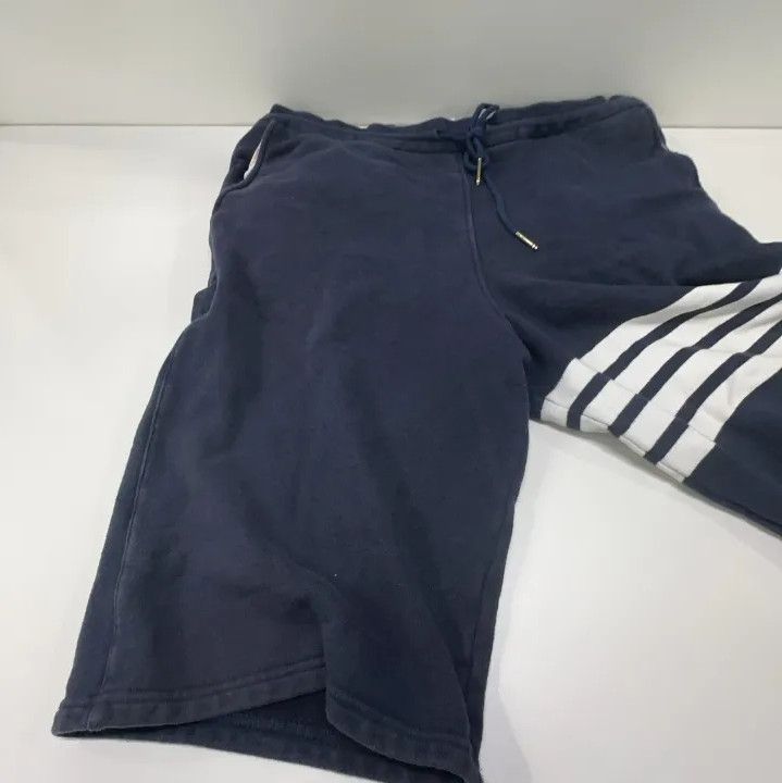 Thom Browne Thom Browne Classic Stripe Sports Shorts in Navy Blue Size US 30 / EU 46 - 22 Thumbnail