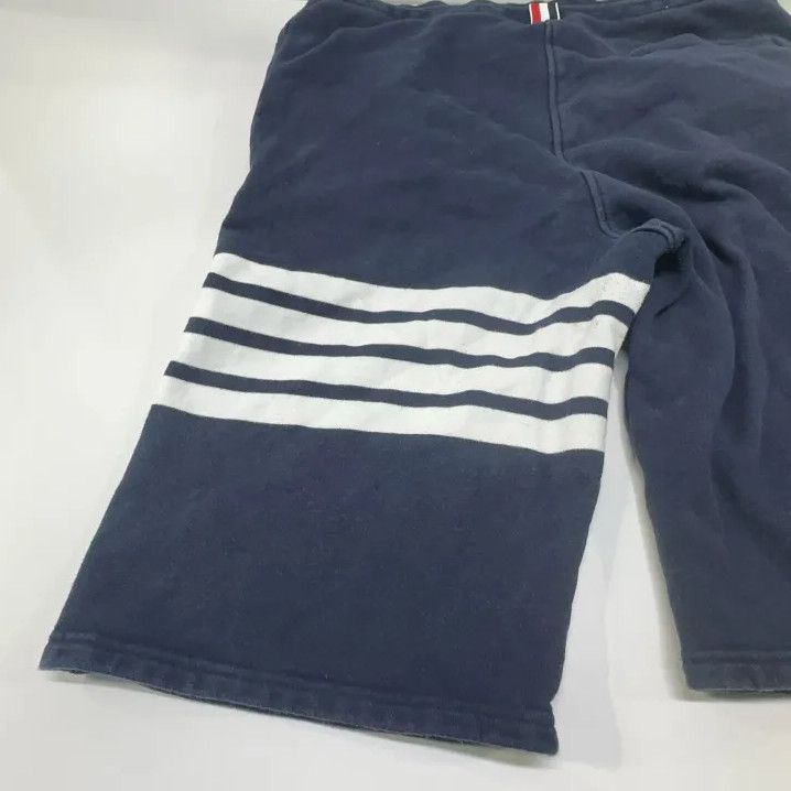 Thom Browne Thom Browne Classic Stripe Sports Shorts in Navy Blue Size US 30 / EU 46 - 14 Thumbnail