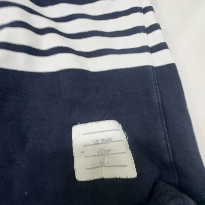 Thom Browne Thom Browne Classic Stripe Sports Shorts in Navy Blue Size US 30 / EU 46 - 4 Thumbnail