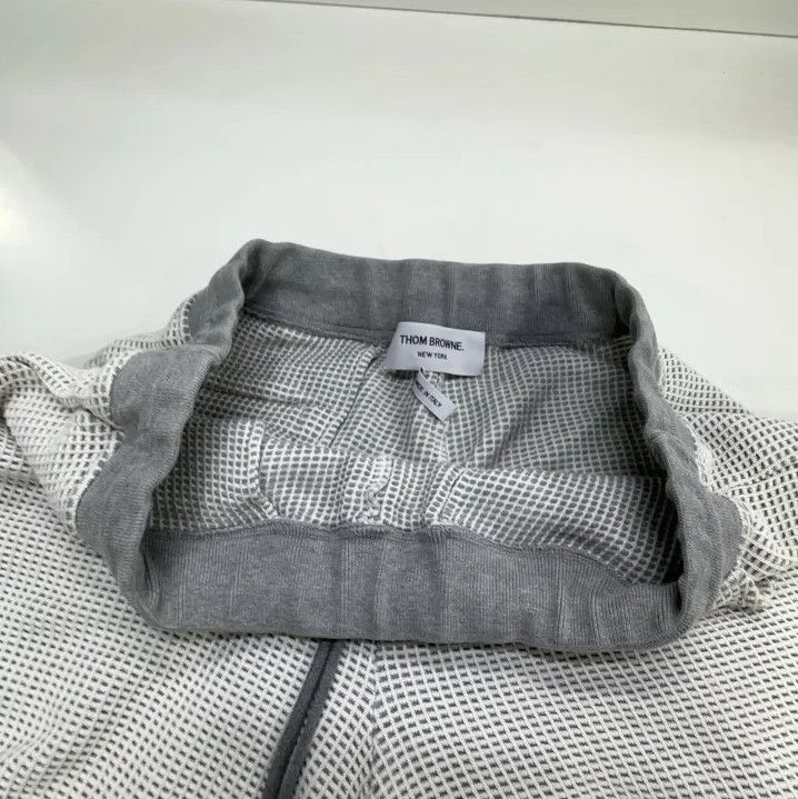 Thom Browne Thom Browne SS22 Gray Knitted Casual Shorts Size US 34 / EU 50 - 10 Thumbnail