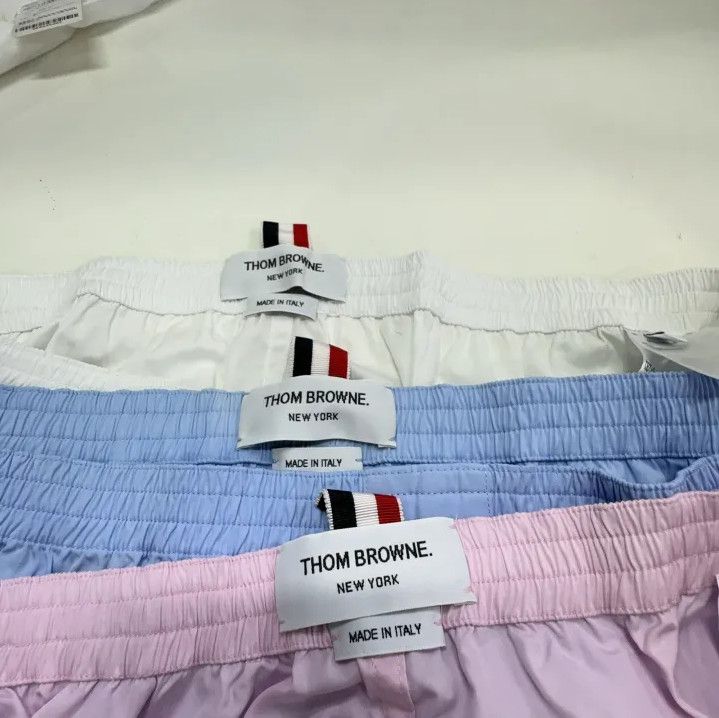 Thom Browne Thom Browne Colorful Mid-Waist Comfort Short Pants Size US 30 / EU 46 - 4 Thumbnail